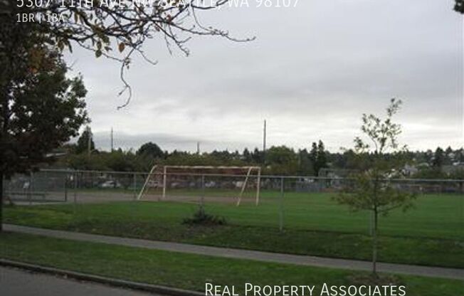 5307 11 AVE NW