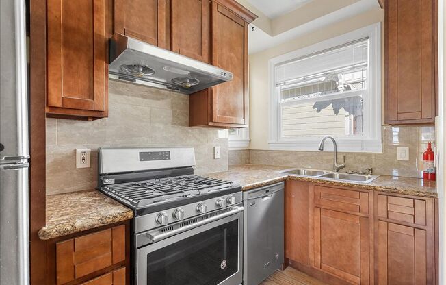 1012 Walnut St #B - 2 bedroom | 1 bathroom