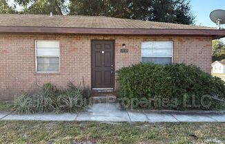 1039 N BRUNNELL PKWY