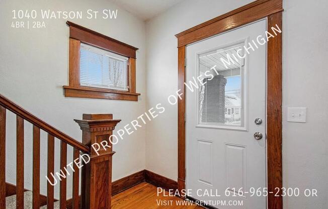 1040 WATSON ST SW