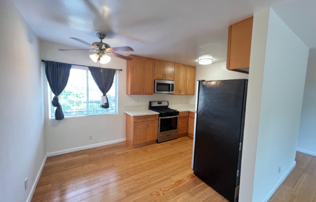 2637 CENTINELA AVE