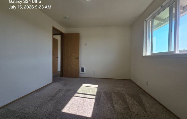 2 beds, 1 bath, 875 sqft, $1,375, Unit 127-20