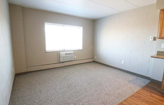 Welcome to River Tower Apartments