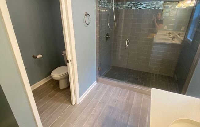 4 beds, 2.5 baths, $4,199