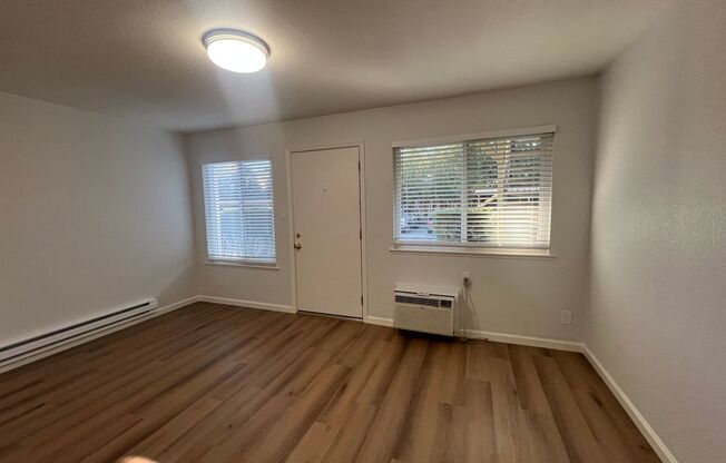 Studio, 1 bath, 380 sqft, $2,125, Unit 777-136
