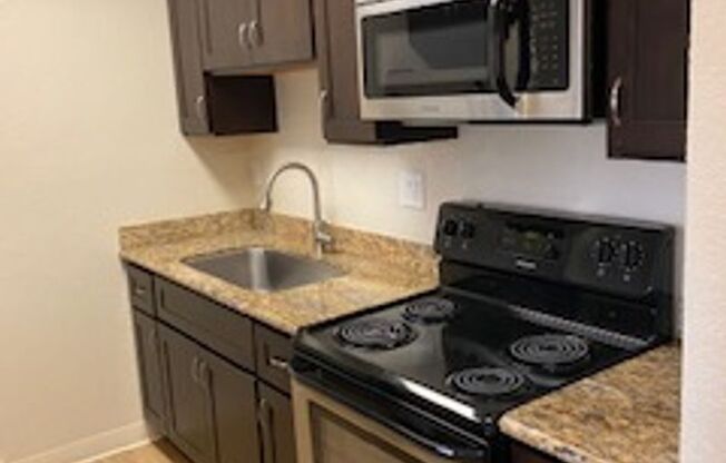 Studio, 1 bath, 500 sqft, $2,150, Unit 508