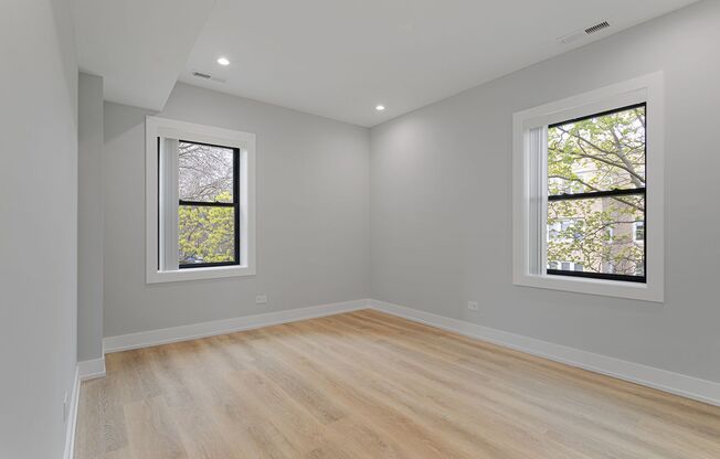 3 beds, 2 baths, 894 sqft, $2,650, Unit 1558-3N