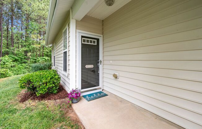 Sunlit 3-Bedroom End Unit Townhome in Durham!