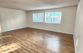 Spacious and Modern 1 Bedroom Located near all the Necessities!