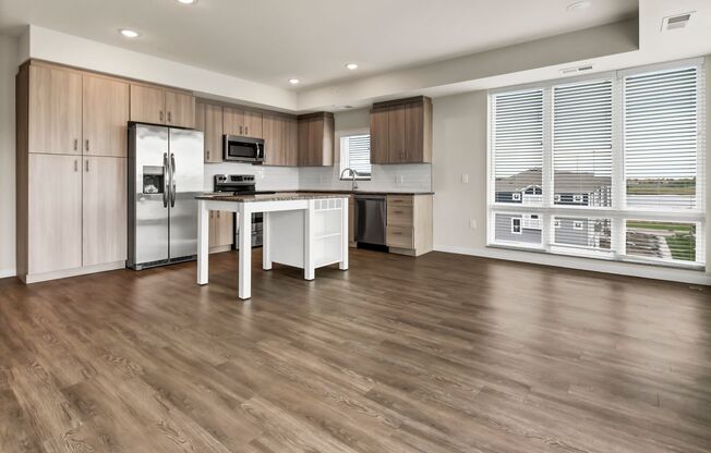 3 beds, 2 baths, 1,383 sqft, $2,375, Unit 153