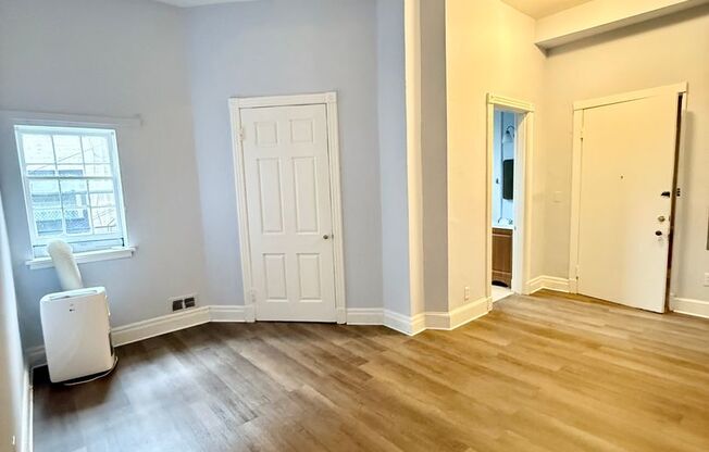 111 W Monument Street