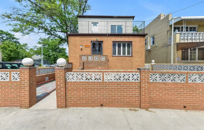 144 1 77 AVE