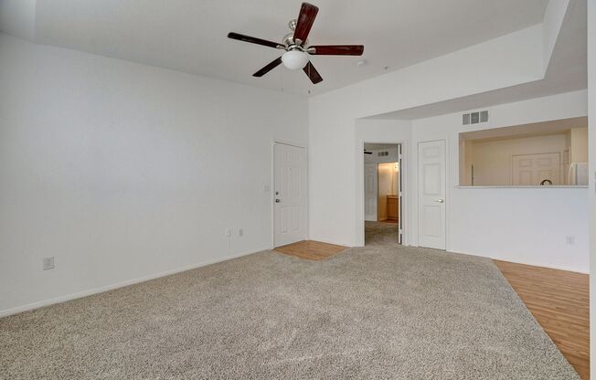 2 beds, 2 baths, $1,299, Unit # 3092