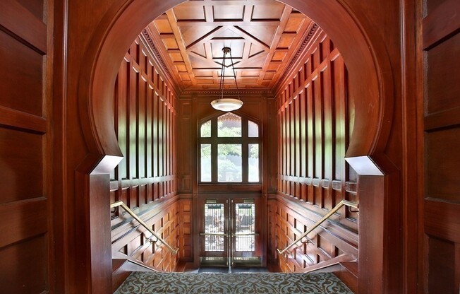 Studio, 1 bath, 350 sqft, $3,000, Unit 1L