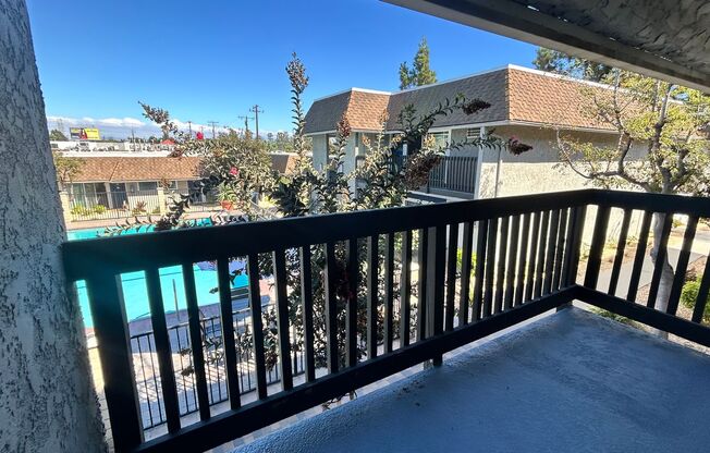 2 beds, 2 baths, 880 sqft, $2,780, Unit N-33
