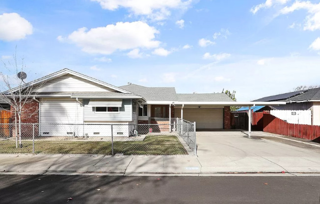 1209 DAVID CT