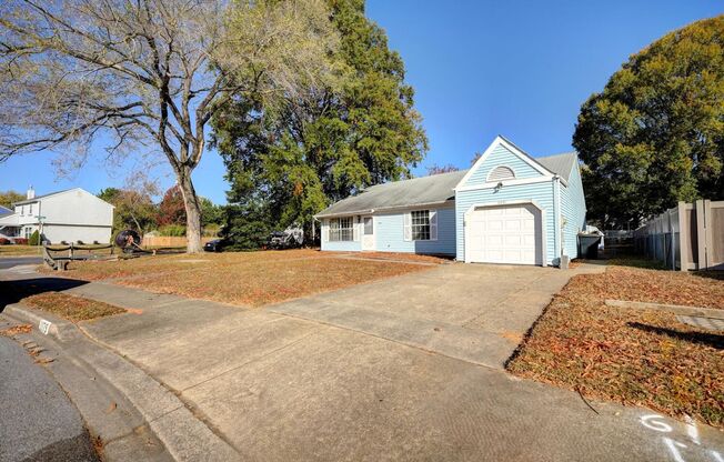 **Charming Ranch-Style 2-Bedroom Home with Spacious Backyard in Dover, DE**