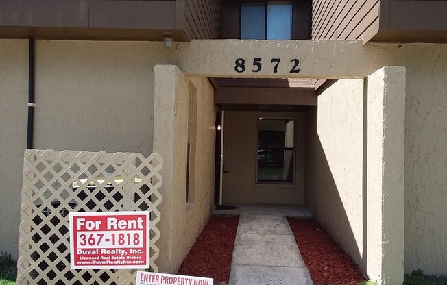 2 beds, 2 baths, $1,350