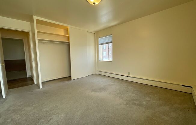 2 beds, 1 bath, 835 sqft, $1,695, Unit 612
