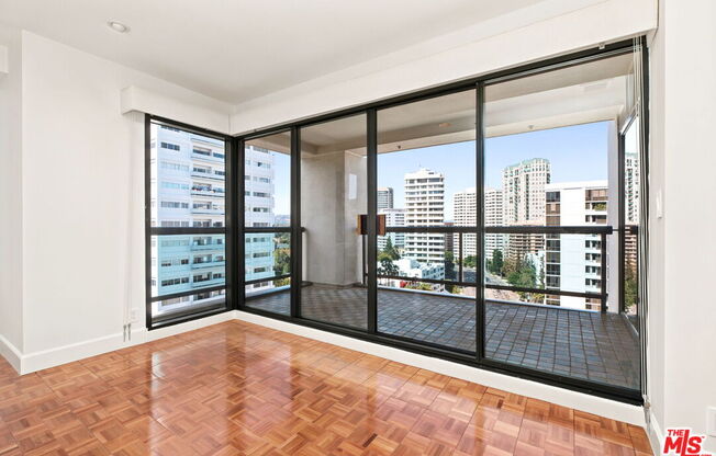 2 beds, 3 baths, 2,018 sqft, $10,499, Unit 1104