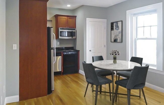 1 bed, 1 bath, 458 sqft, $3,200, Unit 17