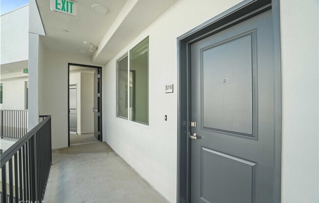 2 beds, 2 baths, 1,267 sqft, $2,665, Unit 410
