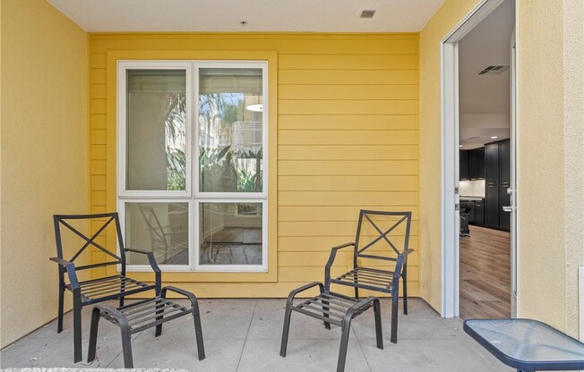 2 beds, 2 baths, 1,050 sqft, $3,450, Unit 206