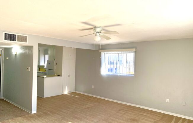1 bed, 1 bath, 745 sqft, $950, Unit 6723 Bell
