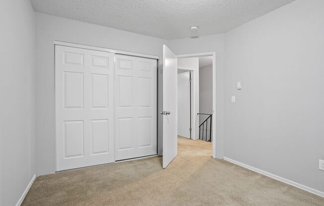 2 beds, 1.5 baths, 846 sqft, $1,495, Unit 04
