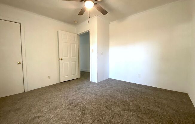 3 beds, 1 bath, $1,000