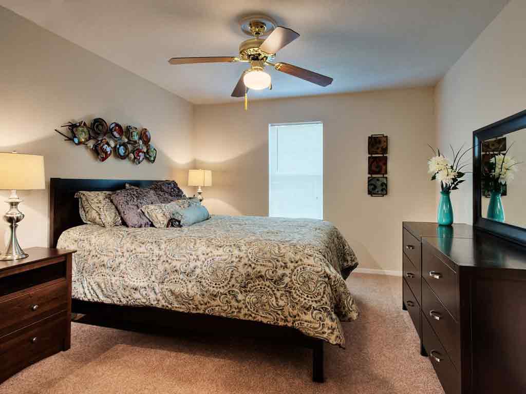 Welcome to Lakeshire Place Apartment Homes