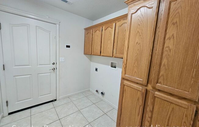 3 beds, 2 baths, $2,395