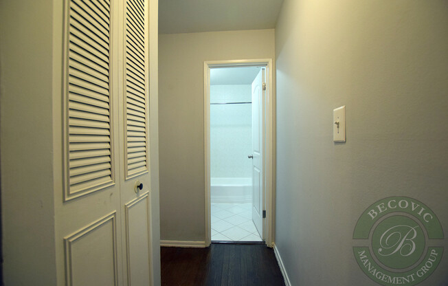 1 bed, 1 bath, 700 sqft, $1,750, Unit 304