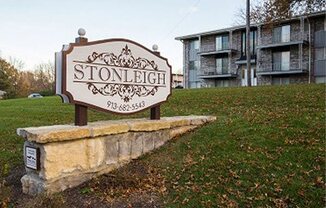 Stonleigh Court