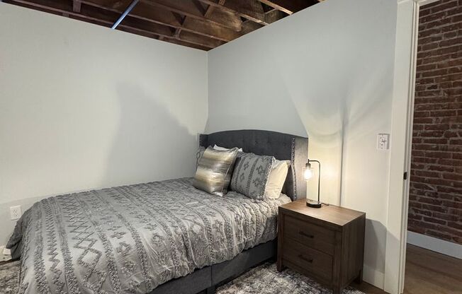 1 bed, 1 bath, 500 sqft, $2,000, Unit Furnished 1 Bedroom