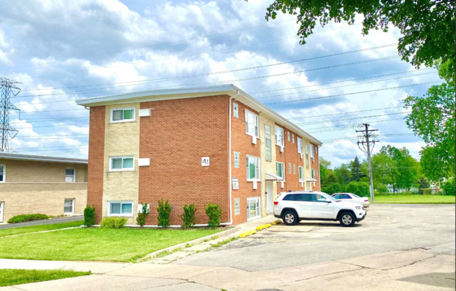 41 E BLECKE AVE