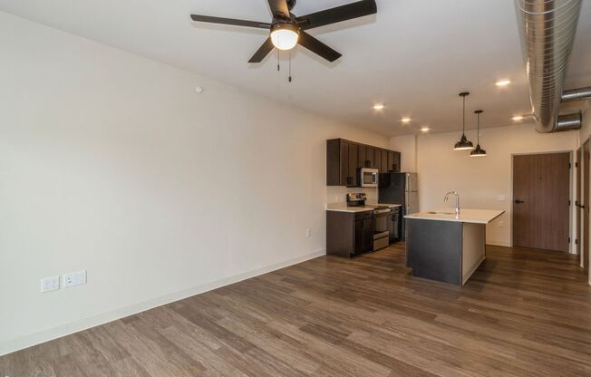 1 bed, 1 bath, 780 sqft, $1,095, Unit #205