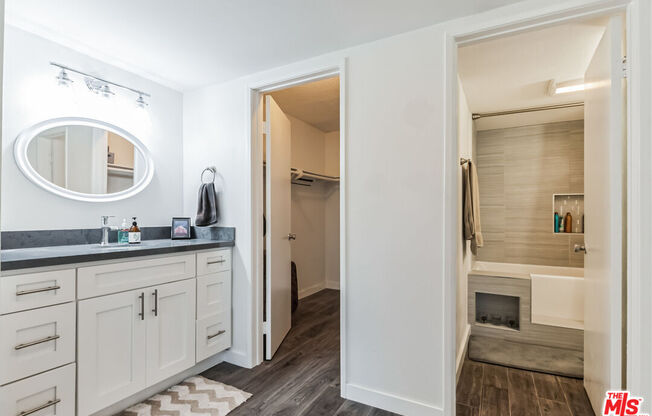 2 beds, 2 baths, 1,088 sqft, $4,395, Unit 404