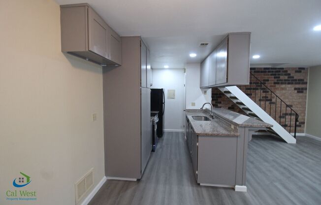 2 beds, 1 bath, $2,899