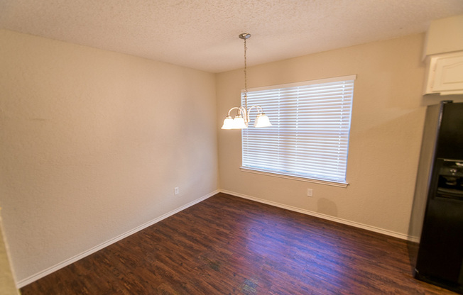 3 beds, 2 baths, $1,900