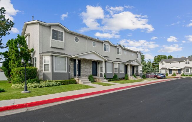 Ideal Cottonwood Location!