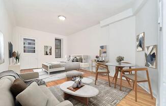 353 W 44 ST