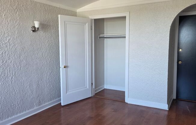 Studio, 1 bath, 280 sqft, $1,250, Unit 802