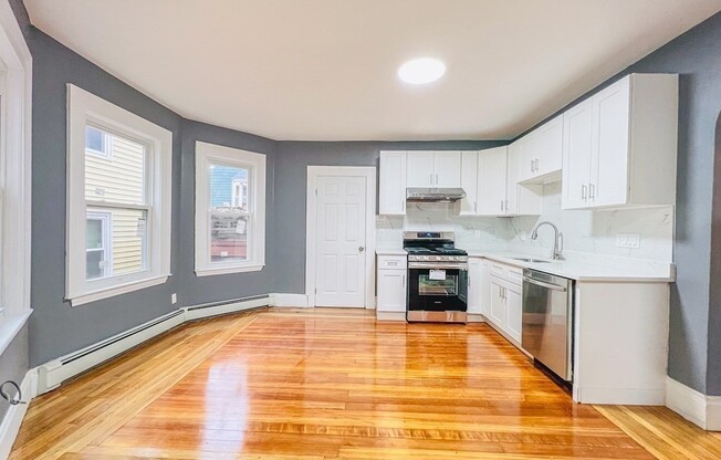 14 WATSON ST