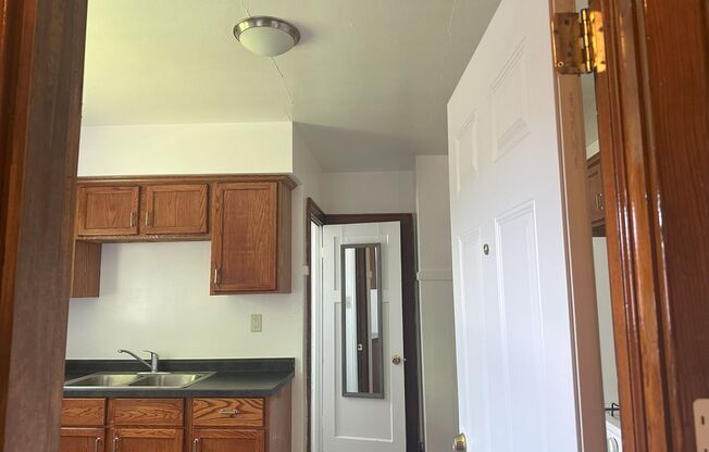 3643-43A W Mitchell St