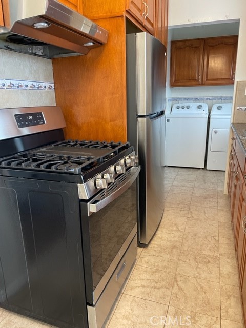 1 bed, 1 bath, 550 sqft, $2,450, Unit 1/2