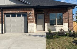 Gorgeous 3 Bed/2 Bath Brand New Townhome