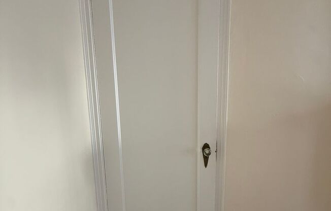 1 bed, 1 bath, 768 sqft, $1,450, Unit Royal York 312