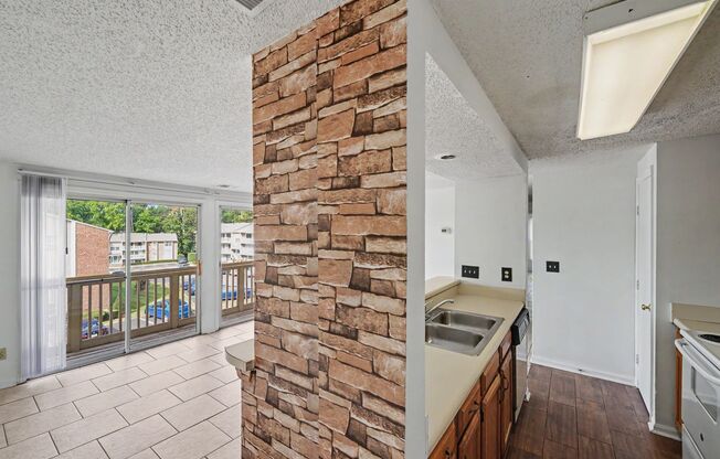 Move-In Ready 3-Bedroom Condo Near UNCC & LYNX Blue Line!