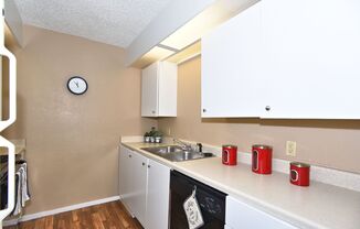 1 bed, 1 bath, 540 sqft, $869, Unit 402